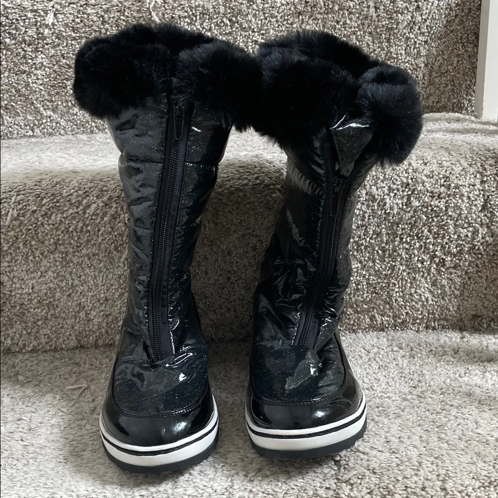 Girl’s Black Justice Faux Fur-Lined Front Zip-Up Winter Boots Size 7M